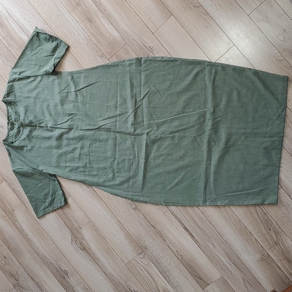 Dresses & Skirts - **Boho Green Bubble Maxi Dress